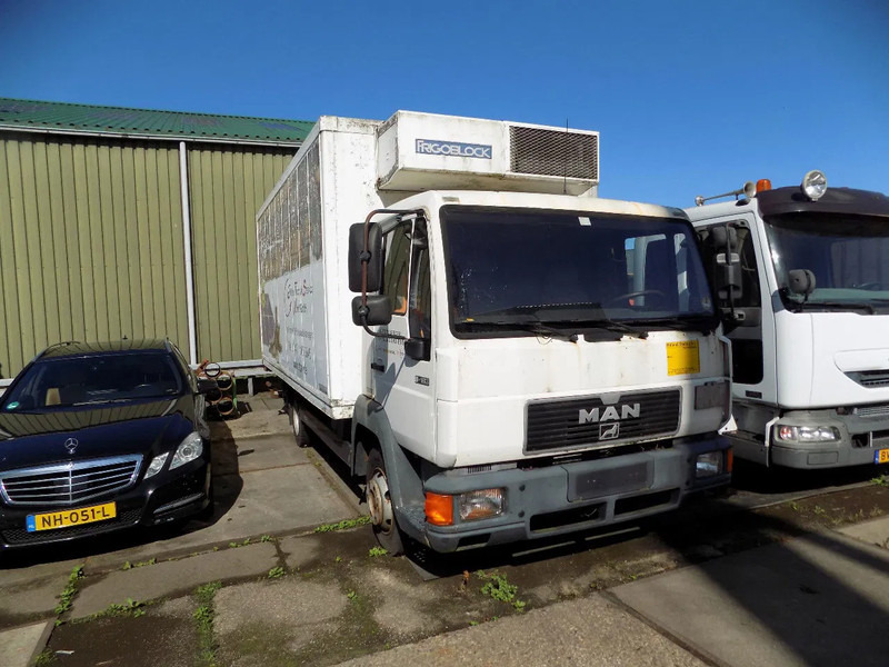 MAN 8.136 MAN 8.163 koel vrieswagen met laadklep - Камион ладилник: слика 3 MAN 8.136 MAN 8.163 koel vrieswagen met laadklep - Камион ладилник: слика 3