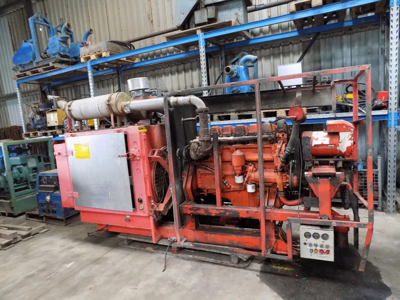 Scania compressor 20 bar scania compressor 20 bar met generator - Компресор за воздух: слика 2 Scania compressor 20 bar scania compressor 20 bar met generator - Компресор за воздух: слика 2