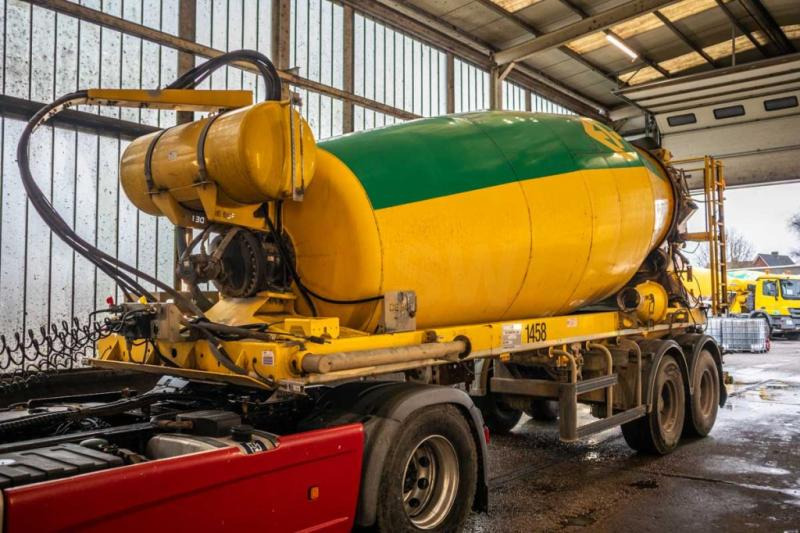 DE BUF BETON MIXER/MALAXEUR/MISCHER 12M3 - Полуприколка миксер за бетон: слика 1 DE BUF BETON MIXER/MALAXEUR/MISCHER 12M3 - Полуприколка миксер за бетон: слика 1
