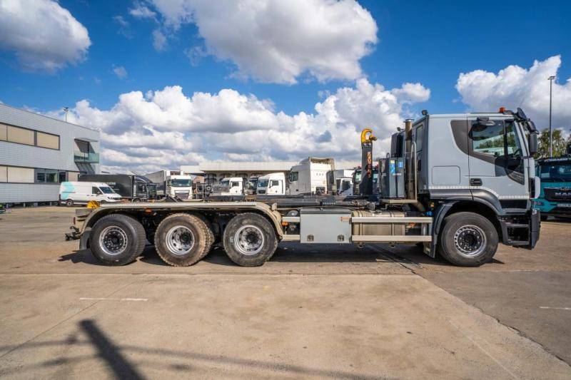 Iveco X-WAY 460 - Камион со кука за подигање: слика 3 Iveco X-WAY 460 - Камион со кука за подигање: слика 3