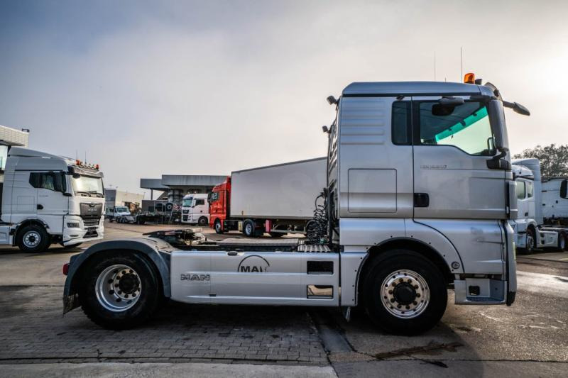 MAN TGX 18.540 XL BLS - 4X4H + KIPHYDR. - Камион влекач: слика 3 MAN TGX 18.540 XL BLS - 4X4H + KIPHYDR. - Камион влекач: слика 3