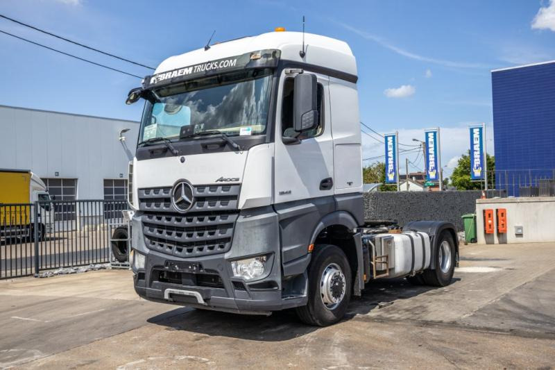 Mercedes AROCS 1845 HAD + HYDR. - Камион влекач: слика 1 Mercedes AROCS 1845 HAD + HYDR. - Камион влекач: слика 1