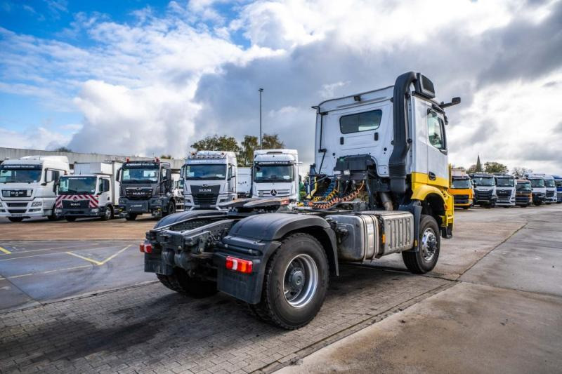 Mercedes AROCS 2045 AS (cardan ) - Камион влекач: слика 4 Mercedes AROCS 2045 AS (cardan ) - Камион влекач: слика 4