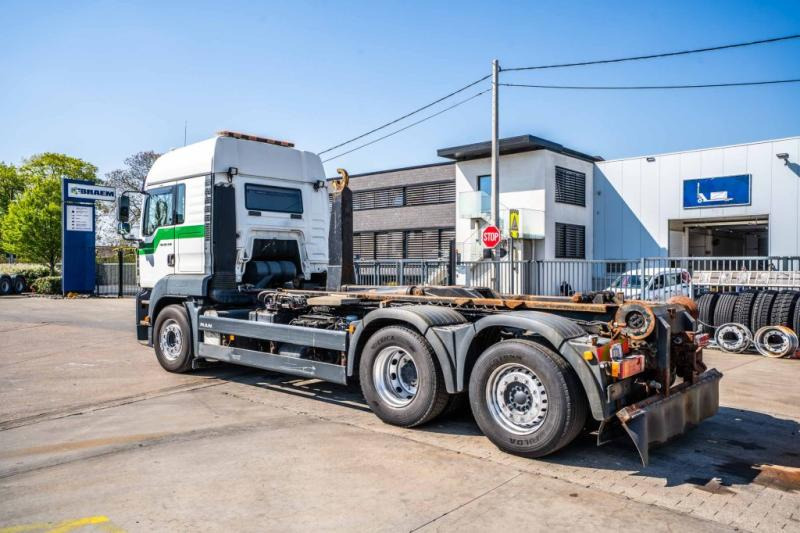 MAN TGA 26.430 LL - Камион со кука за подигање: слика 5 MAN TGA 26.430 LL - Камион со кука за подигање: слика 5