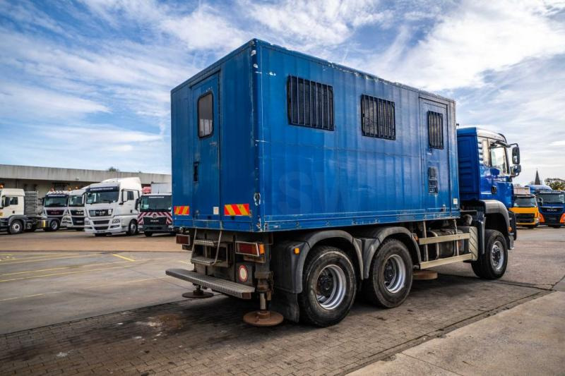 MAN TGA 33.363 FDAK- 6x6 + LABO - Камион сандучар: слика 4 MAN TGA 33.363 FDAK- 6x6 + LABO - Камион сандучар: слика 4