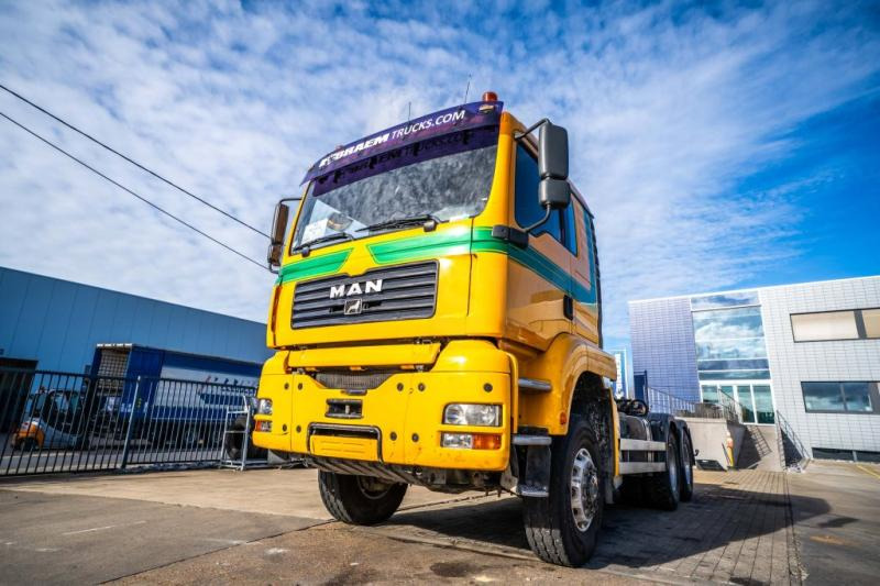 MAN TGA 33.430 BL - Камион со кука за подигање: слика 5 MAN TGA 33.430 BL - Камион со кука за подигање: слика 5