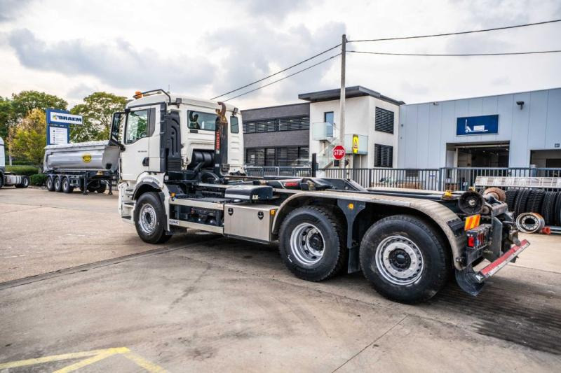 MAN TGS 26.430 6x2-4 BL - Камион со кука за подигање: слика 5 MAN TGS 26.430 6x2-4 BL - Камион со кука за подигање: слика 5