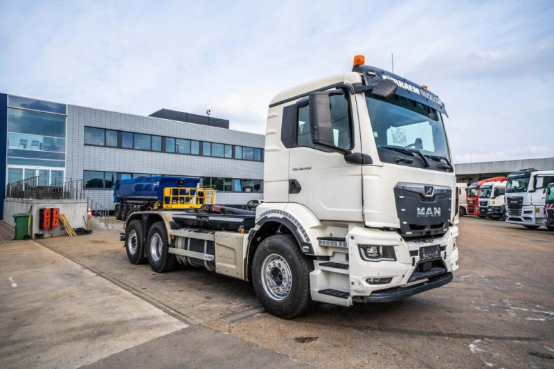 MAN TGS 26.430 6x2-4 BL - Камион со кука за подигање: слика 2 MAN TGS 26.430 6x2-4 BL - Камион со кука за подигање: слика 2