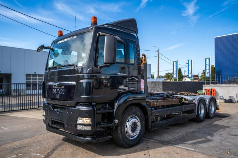 MAN TGS 26.440 BL - 6X4 - Камион со кука за подигање: слика 2 MAN TGS 26.440 BL - 6X4 - Камион со кука за подигање: слика 2