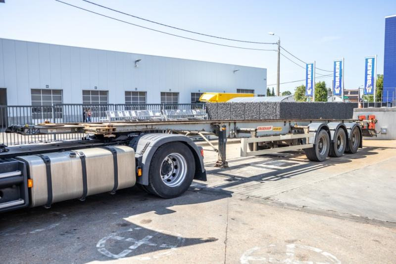 Fruehauf CONTAINERCHASSIS 40' - Полуприколка: слика 2 Fruehauf CONTAINERCHASSIS 40' - Полуприколка: слика 2