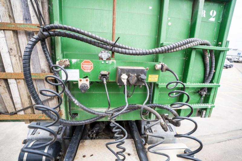 Полуприколка платформа Royen CRANE/KRAAN HMF 2820 K6: слика 10 Полуприколка платформа Royen CRANE/KRAAN HMF 2820 K6: слика 10