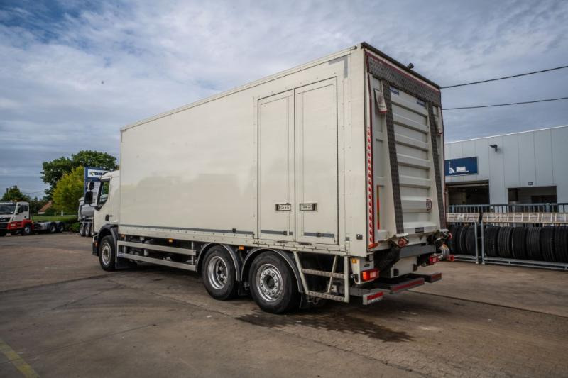 Volvo FE 320 -6X2 +DHOLLANDIA 2.5T- 194.400 KM - Камион сандучар: слика 5 Volvo FE 320 -6X2 +DHOLLANDIA 2.5T- 194.400 KM - Камион сандучар: слика 5