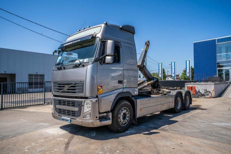 Volvo FH 480 - PALFINGER - Камион со кука за подигање: слика 1 Volvo FH 480 - PALFINGER - Камион со кука за подигање: слика 1
