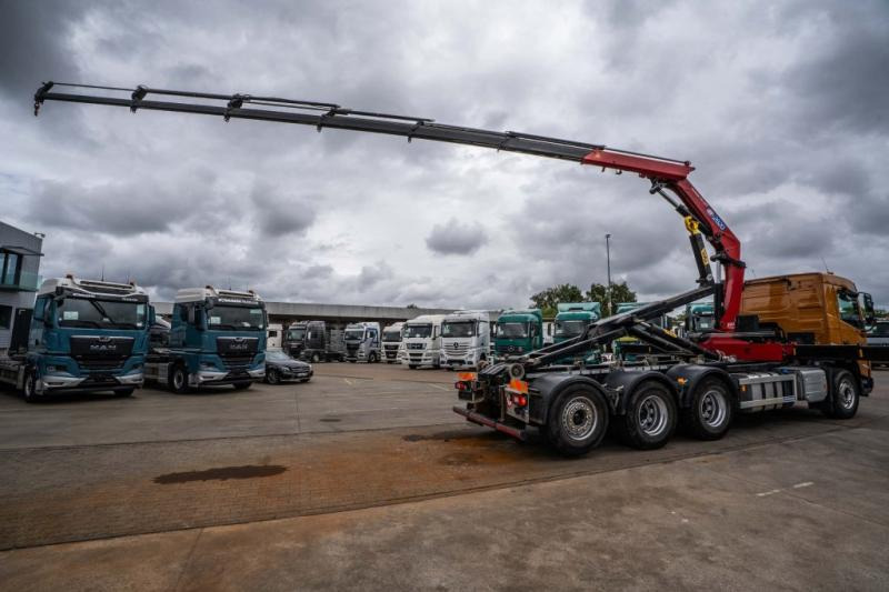 Volvo FMX 430-8x4+HMF 2820/6xhydr. - Камион со кука за подигање, Камион со кран: слика 4 Volvo FMX 430-8x4+HMF 2820/6xhydr. - Камион со кука за подигање, Камион со кран: слика 4
