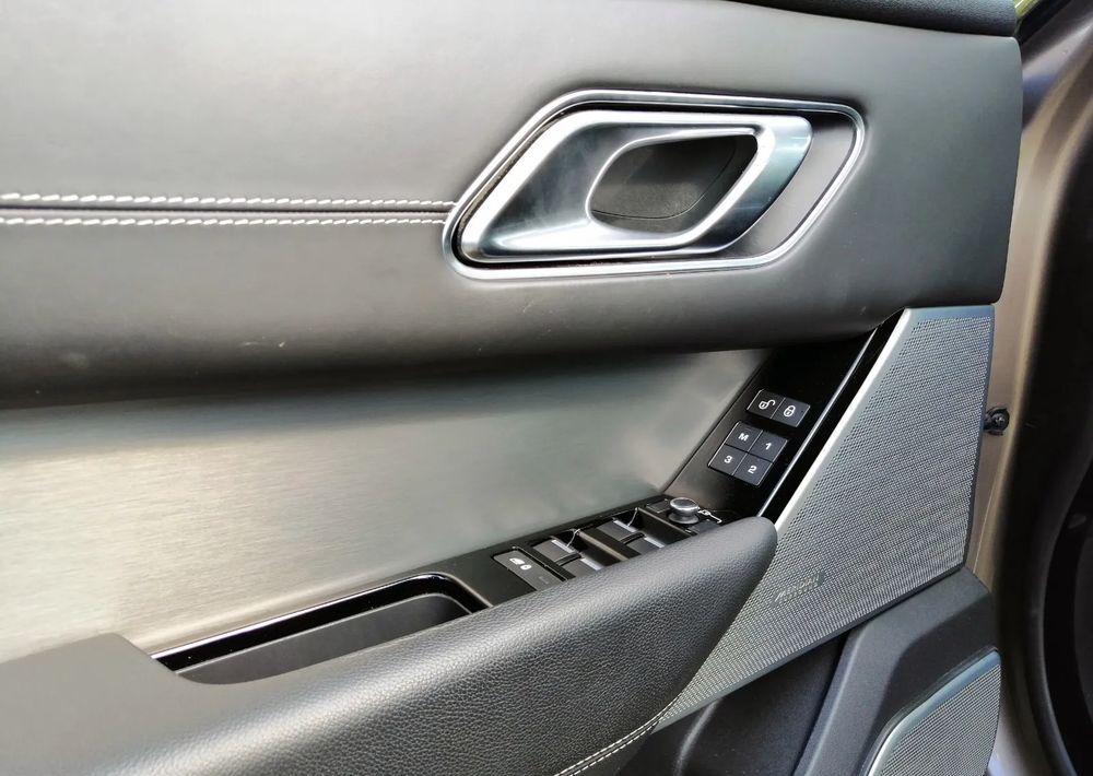 Land Rover Inny - SUV: слика 5 Land Rover Inny - SUV: слика 5