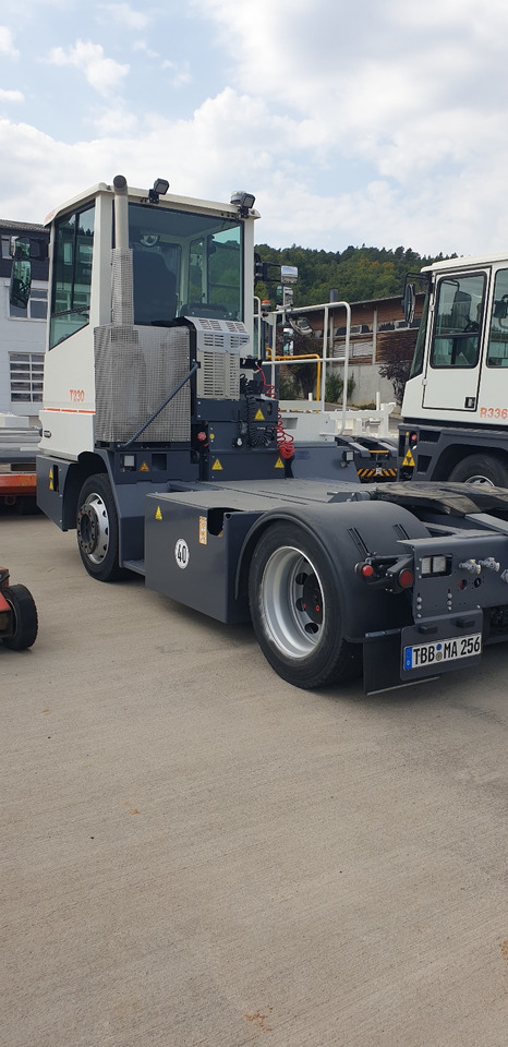 MAFI T230 - Трактор на терминалот: слика 3 MAFI T230 - Трактор на терминалот: слика 3