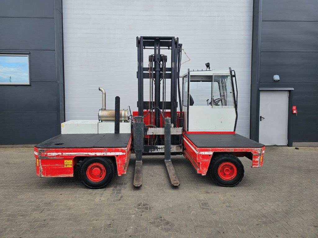 B-P Battioni e Pagani HT5KU - Бочен утоварувач: слика 1 B-P Battioni e Pagani HT5KU - Бочен утоварувач: слика 1