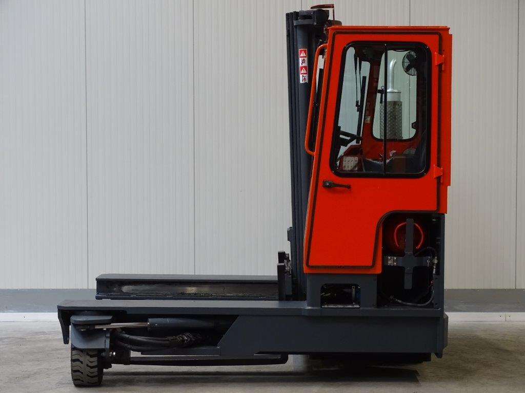 Combilift C5000L - TRIPLEX - 4-насочен вилушкар: слика 1 Combilift C5000L - TRIPLEX - 4-насочен вилушкар: слика 1