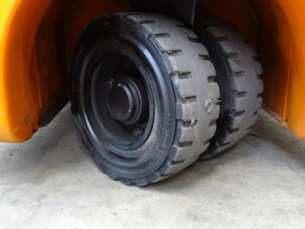 Doosan B18T-5 - TRIPLEX - Електричен вилушкар: слика 2 Doosan B18T-5 - TRIPLEX - Електричен вилушкар: слика 2
