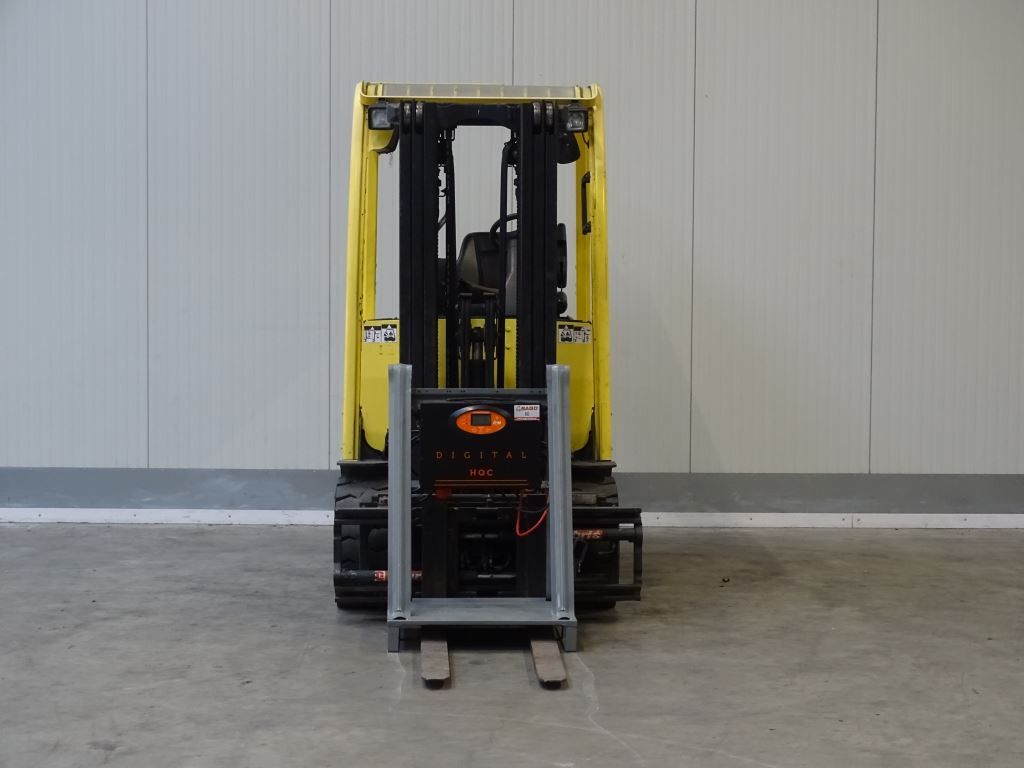 Hyster J2.5XN - TRIPLEX - Електричен вилушкар: слика 2 Hyster J2.5XN - TRIPLEX - Електричен вилушкар: слика 2