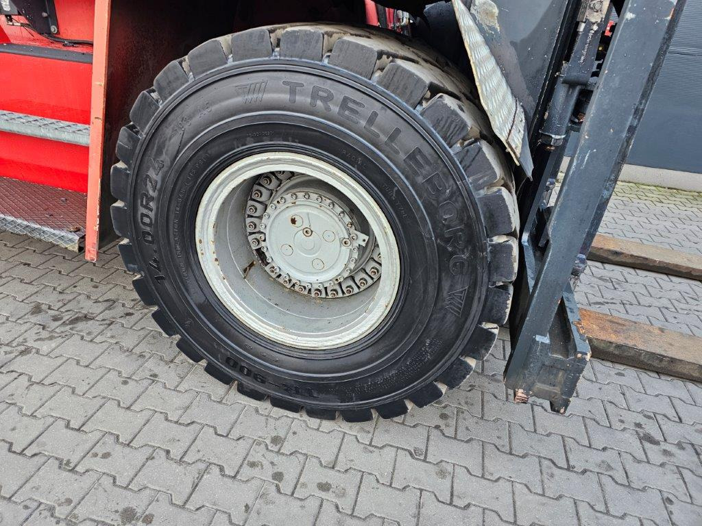 Kalmar DCD250-12LB - Дизел вилушкар: слика 2 Kalmar DCD250-12LB - Дизел вилушкар: слика 2
