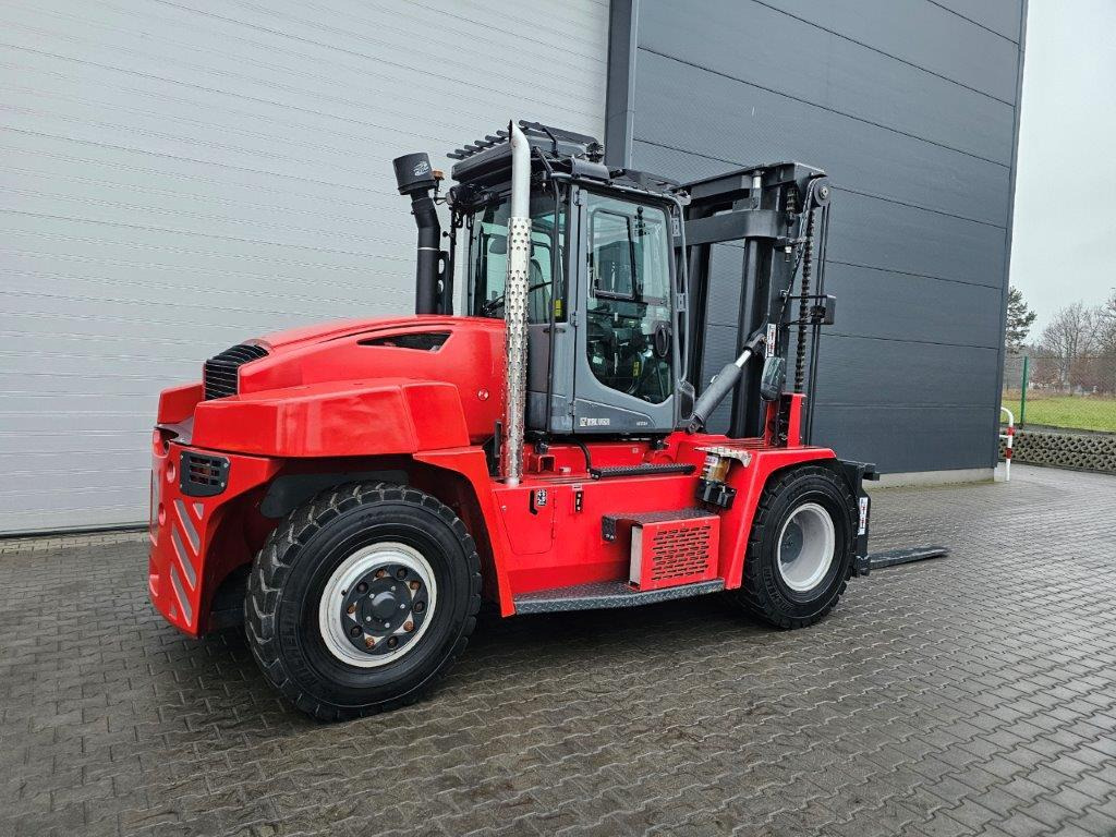 Kalmar DCG120-6 - Дизел вилушкар: слика 3 Kalmar DCG120-6 - Дизел вилушкар: слика 3
