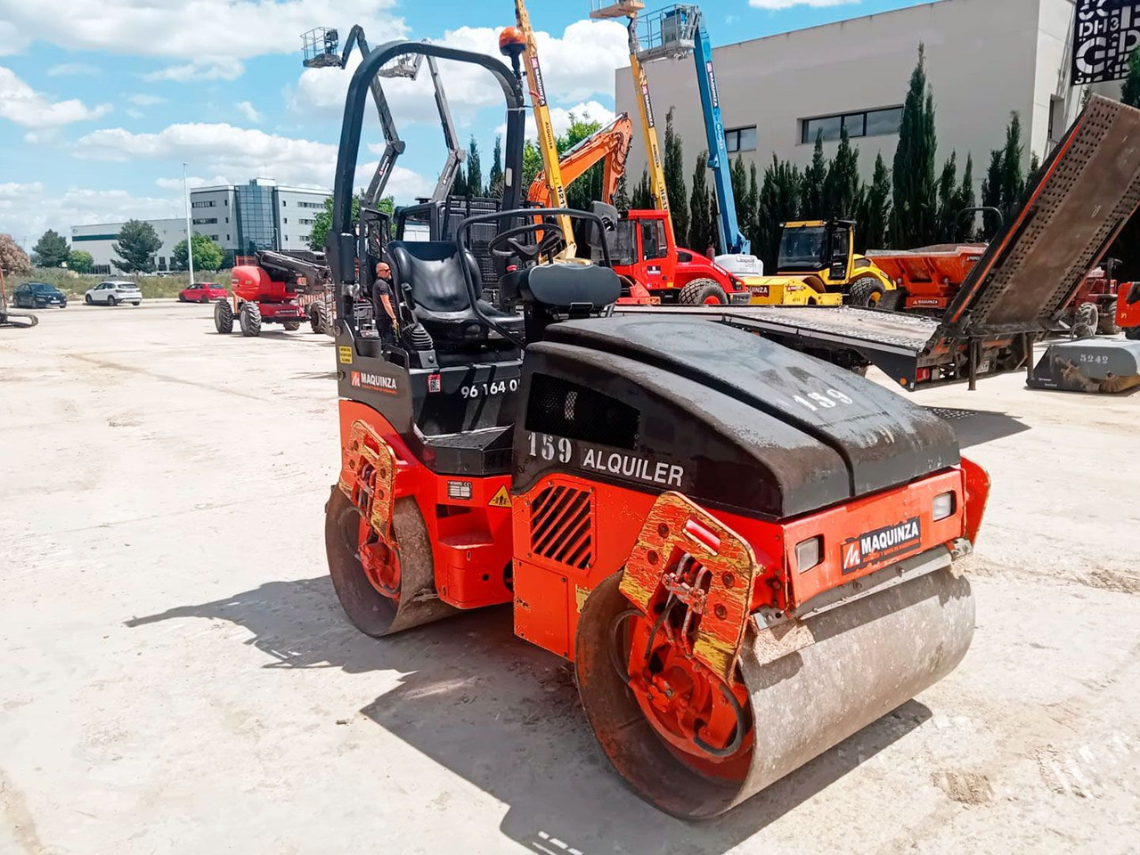 BOMAG BW120AD4 - Ваљак за пат: слика 1 BOMAG BW120AD4 - Ваљак за пат: слика 1