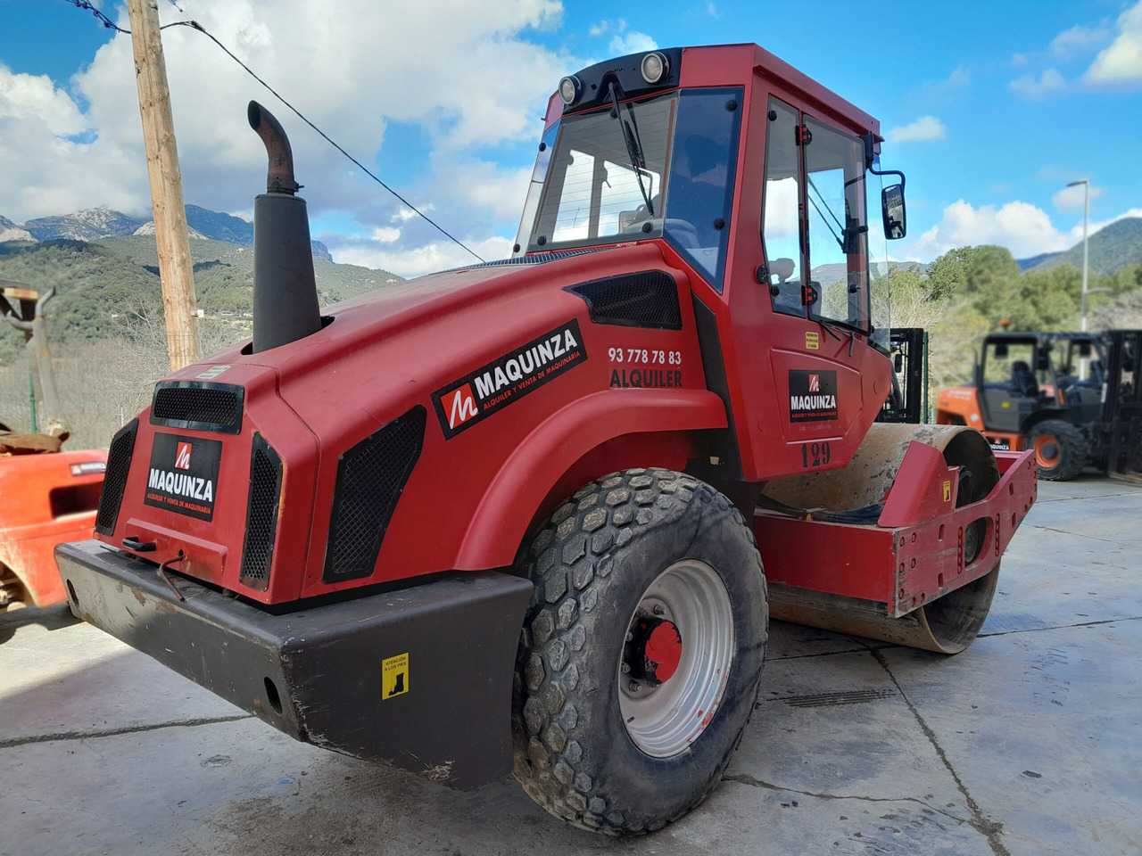 BOMAG BW177D4 - Компактор: слика 3 BOMAG BW177D4 - Компактор: слика 3