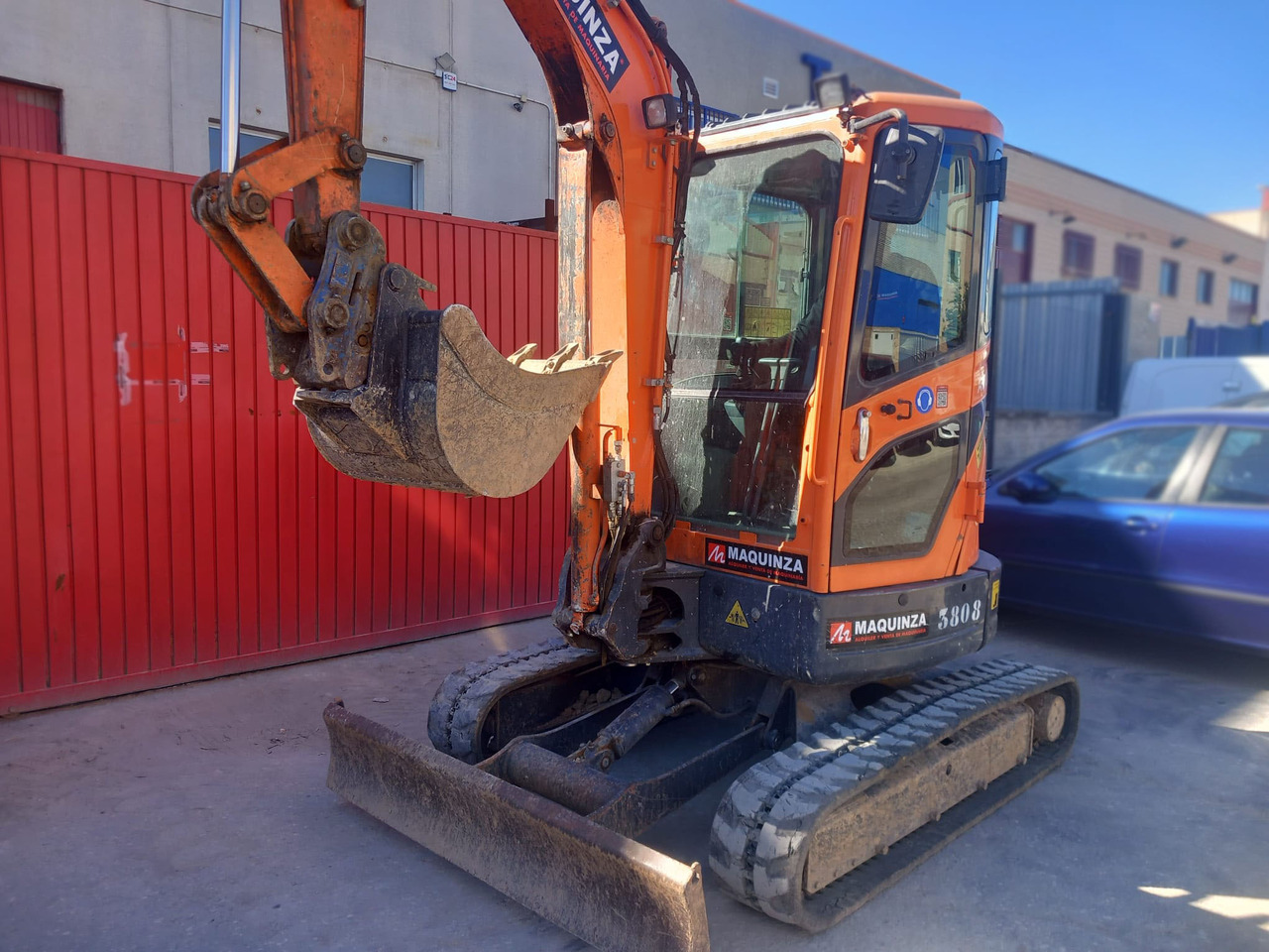 DOOSAN DX35Z - Мини багер: слика 3 DOOSAN DX35Z - Мини багер: слика 3