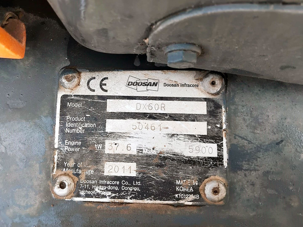 DOOSAN DX60R - Мини багер: слика 3 DOOSAN DX60R - Мини багер: слика 3