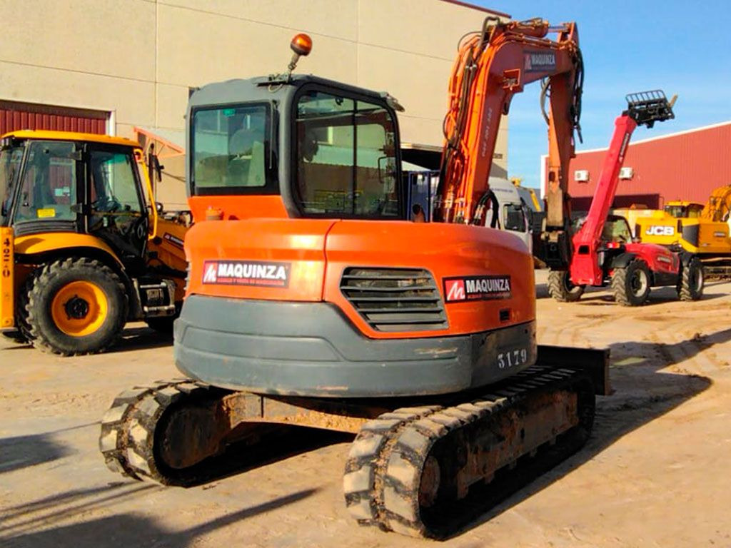 DOOSAN DX85R-3 - Мини багер: слика 3 DOOSAN DX85R-3 - Мини багер: слика 3