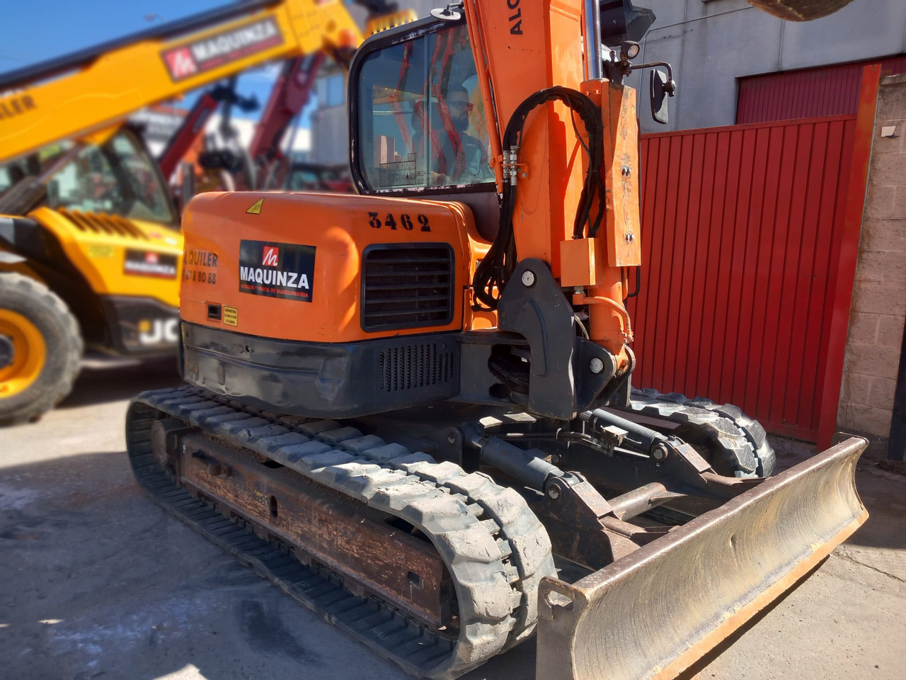 DOOSAN DX85R-3 - Мини багер: слика 3 DOOSAN DX85R-3 - Мини багер: слика 3