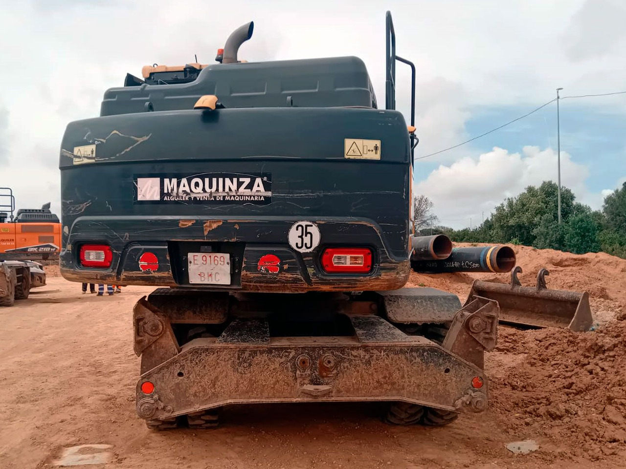 HYUNDAI HW180 - Багер на тркала: слика 5 HYUNDAI HW180 - Багер на тркала: слика 5