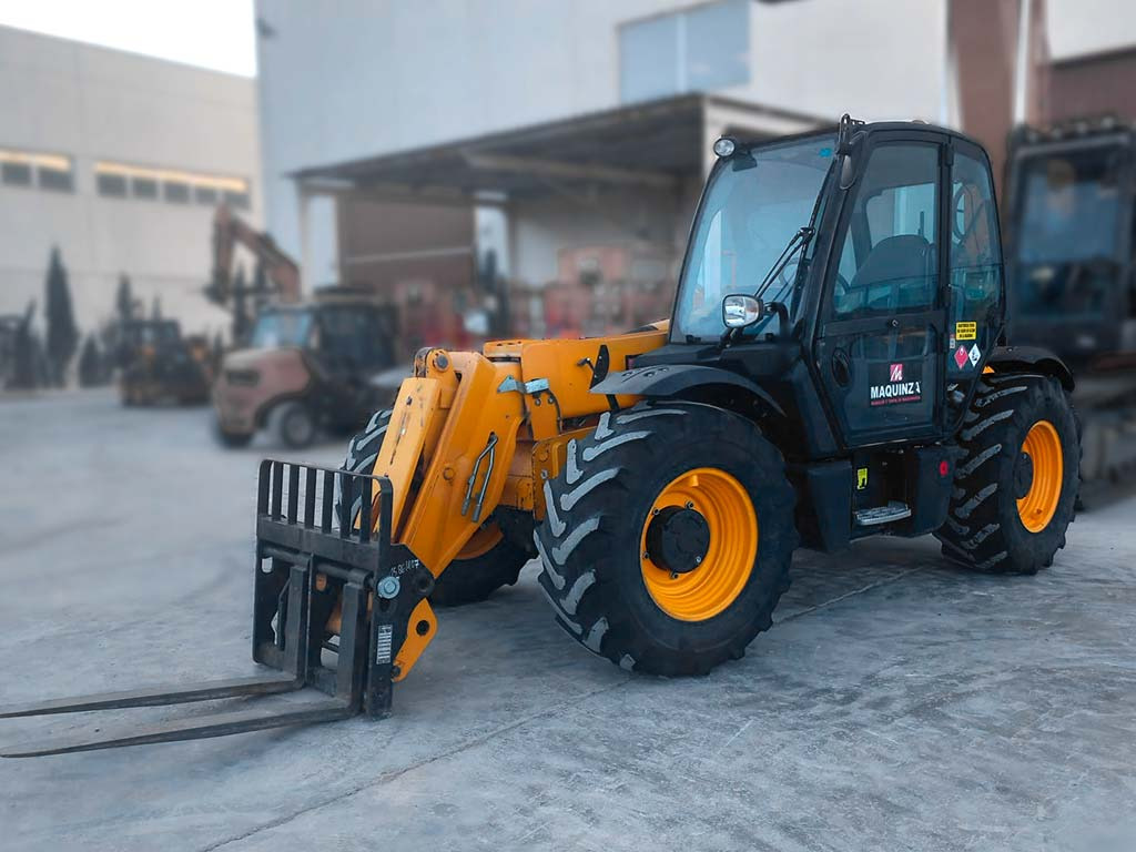 JCB 531.70F F - Телескопски ракувач: слика 1 JCB 531.70F F - Телескопски ракувач: слика 1