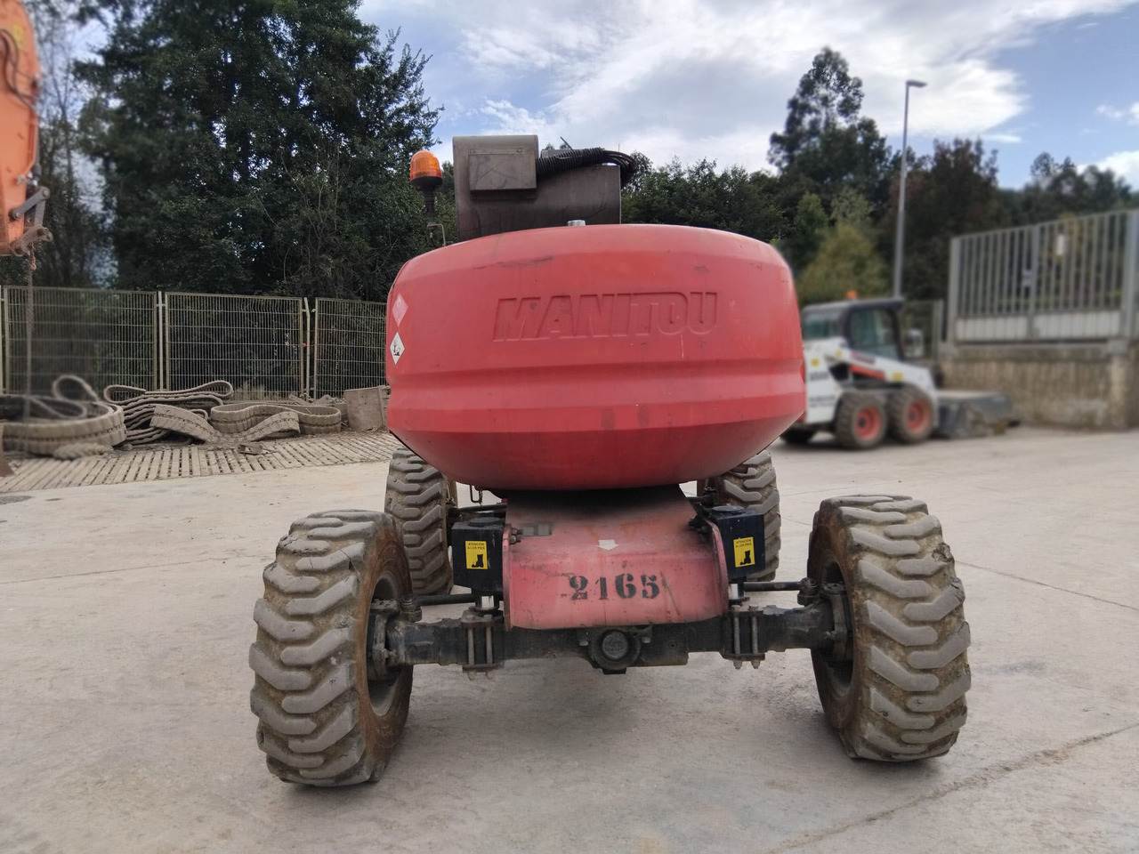 MANITOU 160ATJ EJE OSCILANTE - Дигачка зглобна платформа: слика 4 MANITOU 160ATJ EJE OSCILANTE - Дигачка зглобна платформа: слика 4