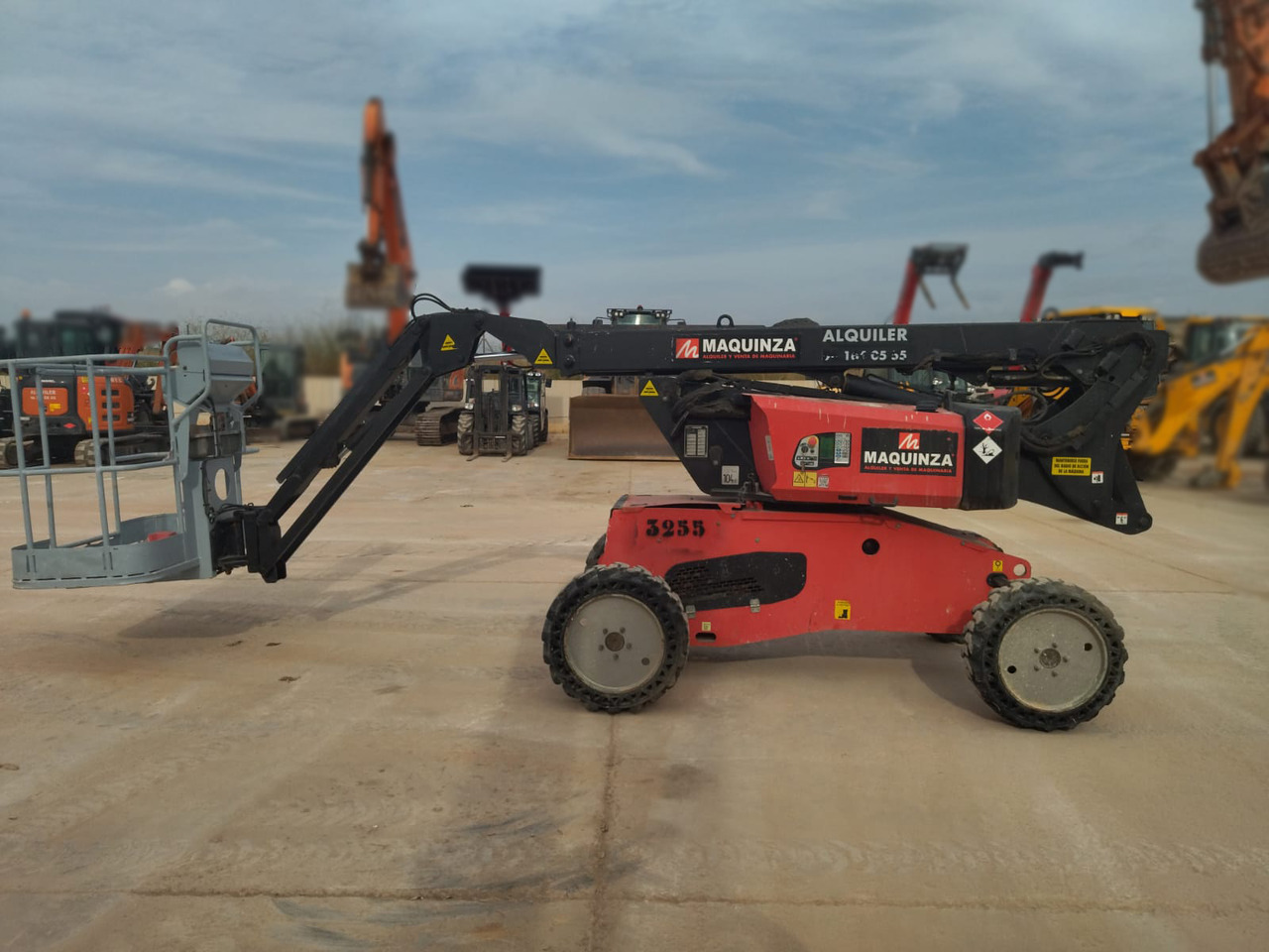 MANITOU MAN GO 12 - Дигачка зглобна платформа: слика 1 MANITOU MAN GO 12 - Дигачка зглобна платформа: слика 1