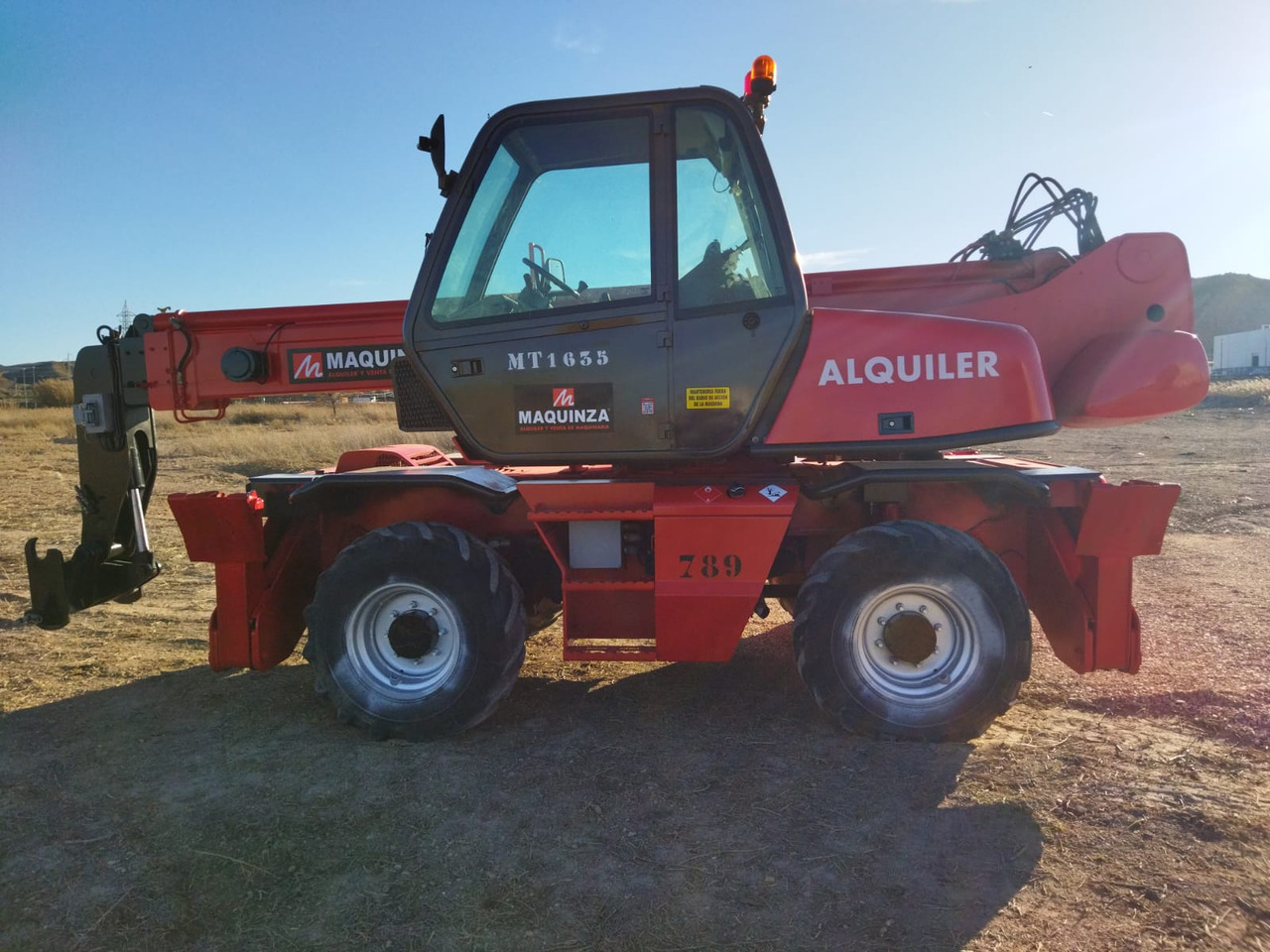 MANITOU MRT1635 - Телескопски ракувач: слика 1 MANITOU MRT1635 - Телескопски ракувач: слика 1