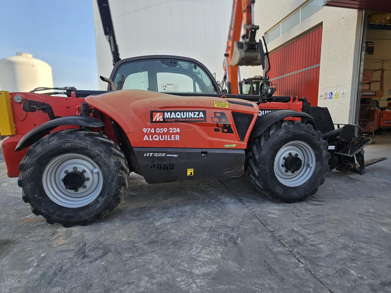 MANITOU MT1335 EASY 75D - Телескопски ракувач: слика 2 MANITOU MT1335 EASY 75D - Телескопски ракувач: слика 2