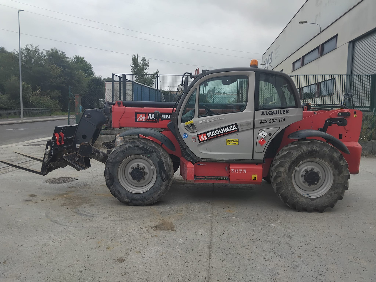 MANITOU MT1335 EASY - Телескопски ракувач: слика 1 MANITOU MT1335 EASY - Телескопски ракувач: слика 1