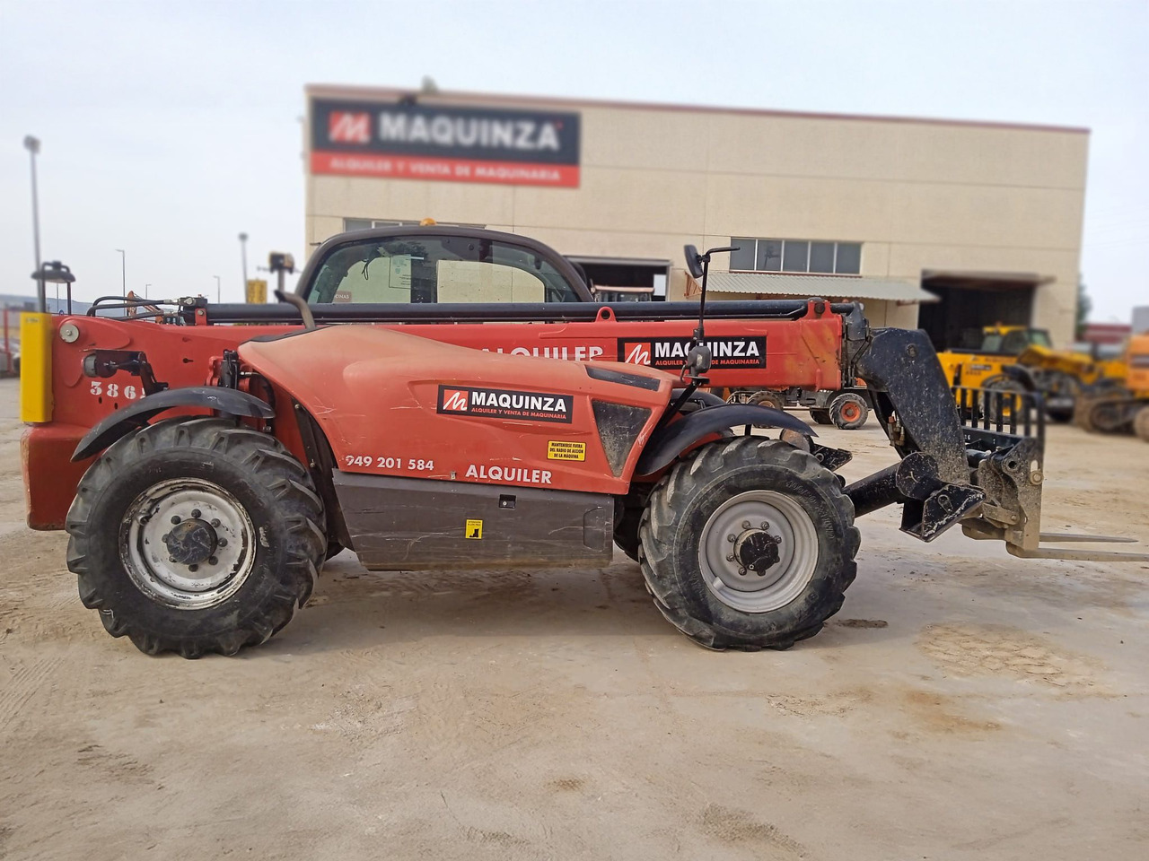 MANITOU MT1335 EASY - Телескопски ракувач: слика 2 MANITOU MT1335 EASY - Телескопски ракувач: слика 2