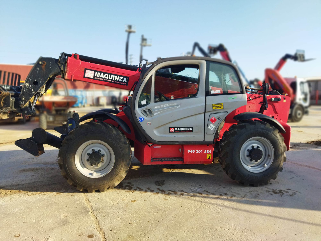 MANITOU MT1335 EASY - Телескопски ракувач: слика 1 MANITOU MT1335 EASY - Телескопски ракувач: слика 1