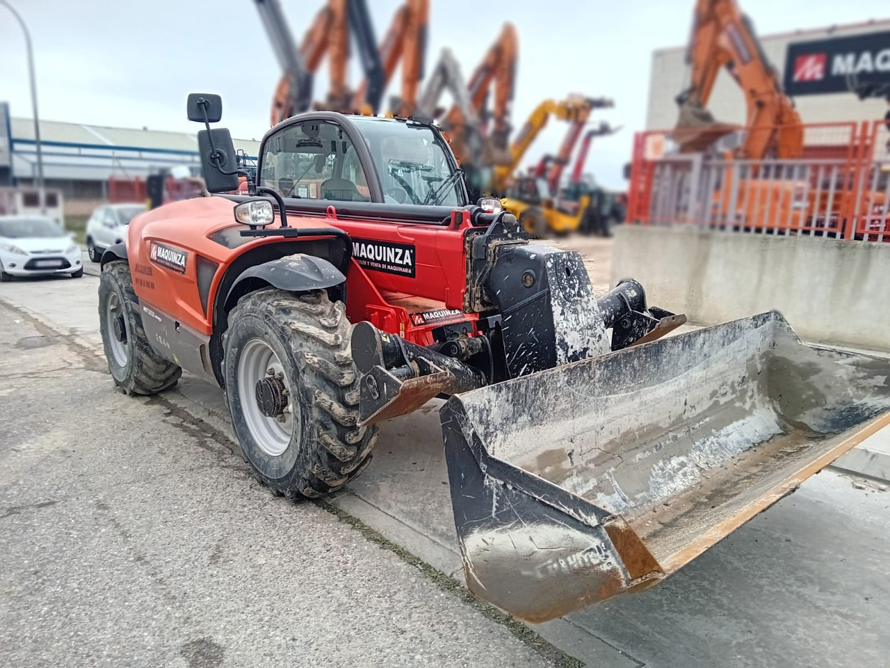 MANITOU MT1335 EASY - Телескопски ракувач: слика 2 MANITOU MT1335 EASY - Телескопски ракувач: слика 2