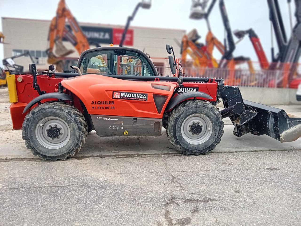 MANITOU MT1335 EASY - Телескопски ракувач: слика 4 MANITOU MT1335 EASY - Телескопски ракувач: слика 4