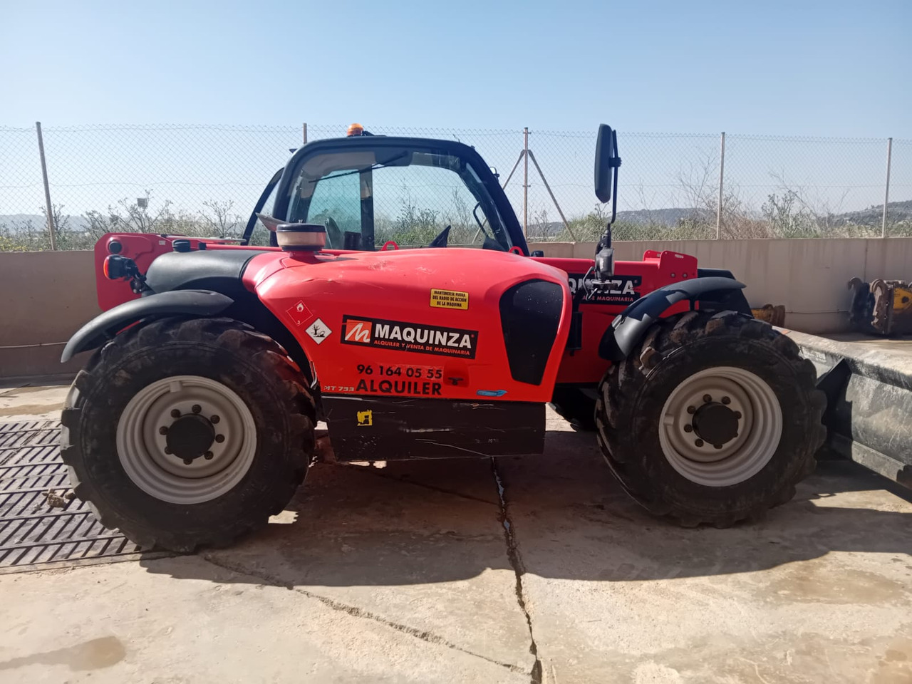 MANITOU MT733 EASY 75D - Телескопски ракувач: слика 5 MANITOU MT733 EASY 75D - Телескопски ракувач: слика 5