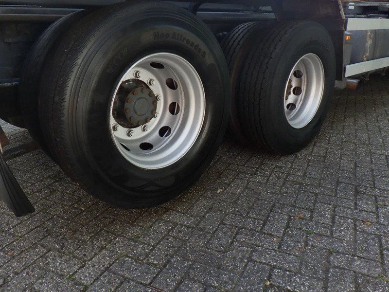 DAF CF 85 410 Euro 5 / Manual / Blad-Lucht / Boogie - Liftas / HTS Kabel / 9 T vooras / Palfinger G 100 L Crane - Камион со кабелски систем: слика 5 DAF CF 85 410 Euro 5 / Manual / Blad-Lucht / Boogie - Liftas / HTS Kabel / 9 T vooras / Palfinger G 100 L Crane - Камион со кабелски систем: слика 5