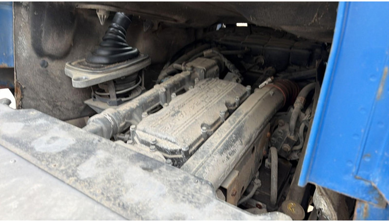 Камион цистерна DAF CF 75.290 (15000L / 2 COMPARTIMENTS / MANUAL PUMP / EURO 2 / MANUAL GEARBOX): слика 20