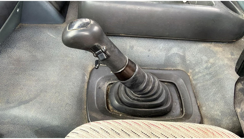 Камион цистерна DAF CF 75.290 (15000L / 2 COMPARTIMENTS / MANUAL PUMP / EURO 2 / MANUAL GEARBOX): слика 16