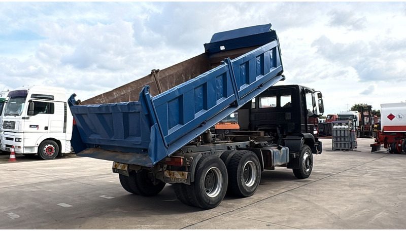 Iveco Eurotrakker 260 E 34 (POMPE MANUELLE / MANUAL PUMP / MANUAL GEARBOX / BOITE MANUELLE / LAMES) - Кипер: слика 4 Iveco Eurotrakker 260 E 34 (POMPE MANUELLE / MANUAL PUMP / MANUAL GEARBOX / BOITE MANUELLE / LAMES) - Кипер: слика 4