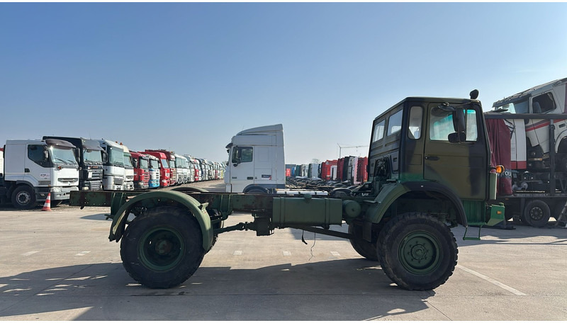 Iveco Magirus 110 - 16 (4X4 / 57000 KM / LAMES / GRAND PONT / 6 CYLINDRES EN LIGNE !! / MANUAL PUMP) - Камион со кабинска шасија: слика 4 Iveco Magirus 110 - 16 (4X4 / 57000 KM / LAMES / GRAND PONT / 6 CYLINDRES EN LIGNE !! / MANUAL PUMP) - Камион со кабинска шасија: слика 4