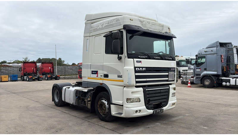 DAF 105 XF 460 (AIRCO / GOOD CONDITION / BONNE ETAT / BOITE MANUALLE / GEARBOX MANUAL) - Камион влекач: слика 3 DAF 105 XF 460 (AIRCO / GOOD CONDITION / BONNE ETAT / BOITE MANUALLE / GEARBOX MANUAL) - Камион влекач: слика 3